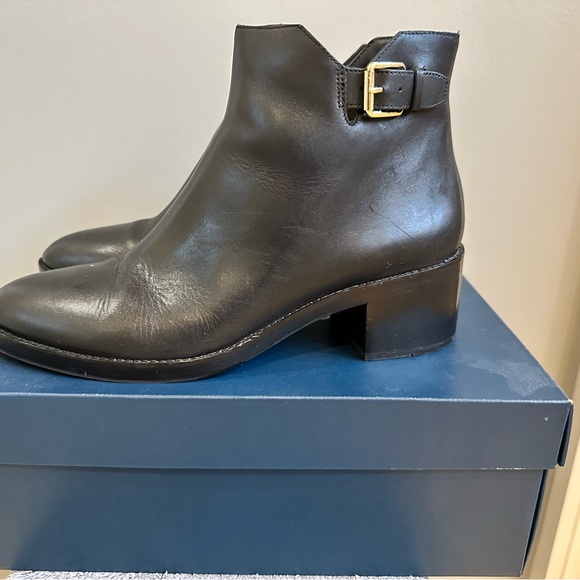 Cole Haan size 11 Black Harrington Grd Bootie - Picture 3 of 4